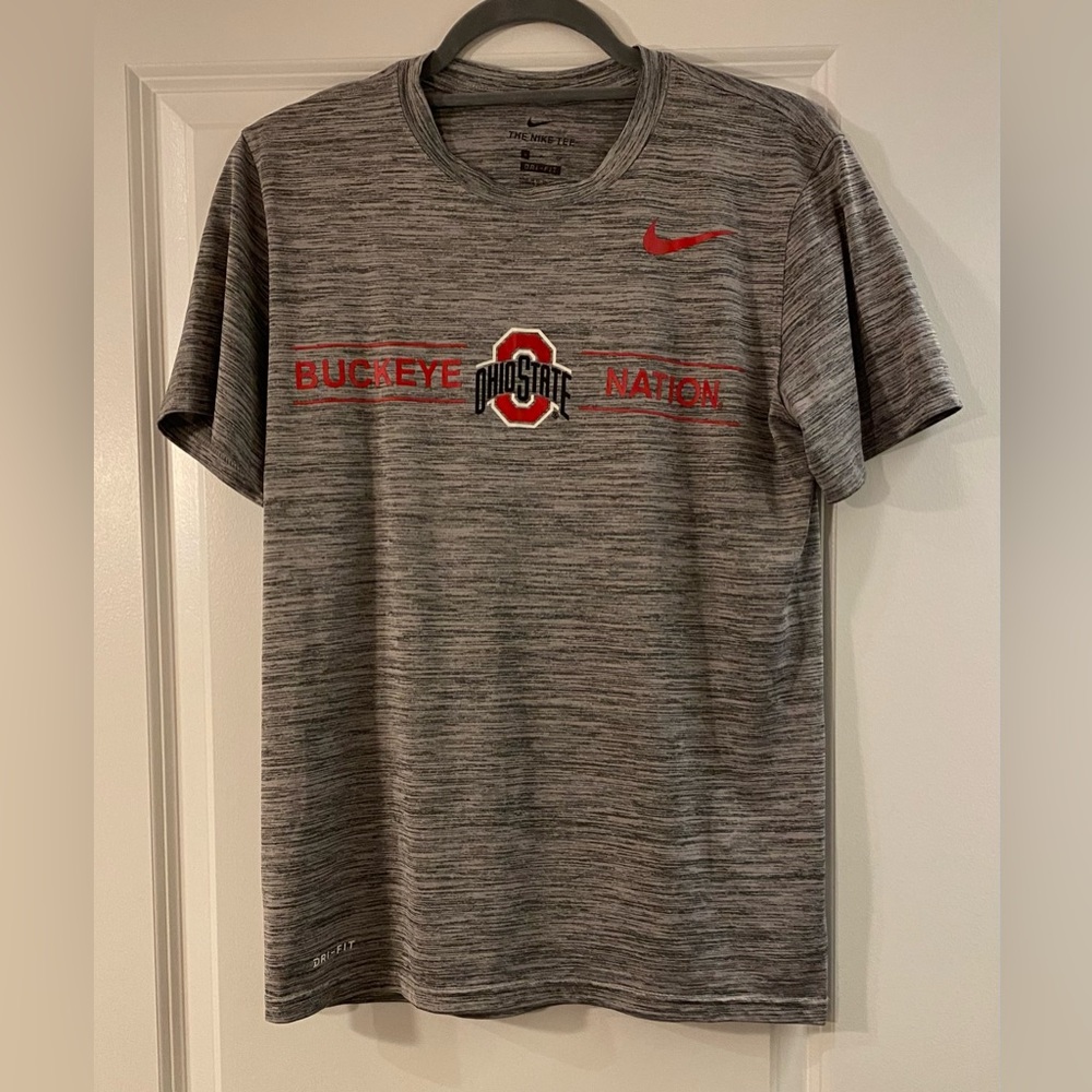 The Nike Tee - Short Sleeve Tee / T-Shirt - Buckeye Nation - Sz S - Like New